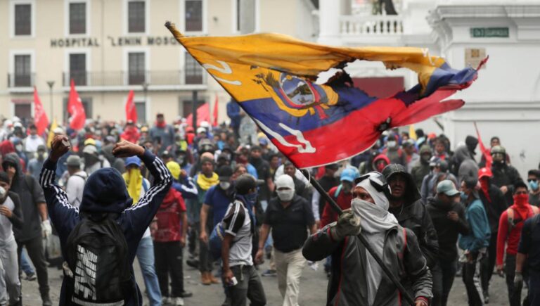 Ecuador en resistencia. Por José Ernesto Nováez